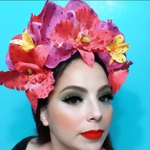 Handmade Floral Headband Tiki 🌸